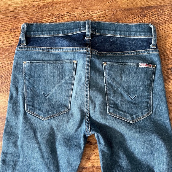 Hudson Skinny Jeans. Size 26. 8.5 inch rise. - Picture 4 of 4